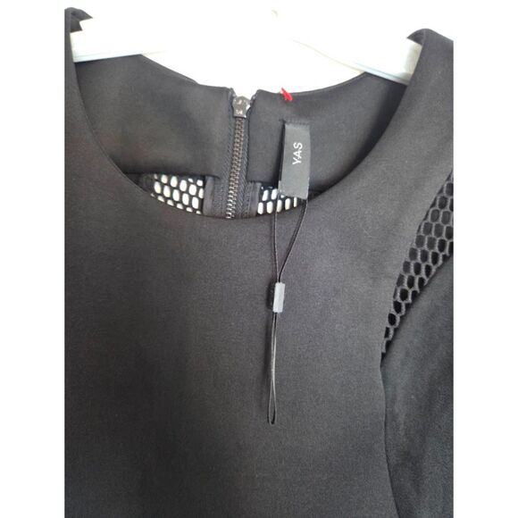 NWOT YAS Day Women Black Mesh Detail Sleeves Straight Cocktail Dress size Medium - Picture 6 of 8